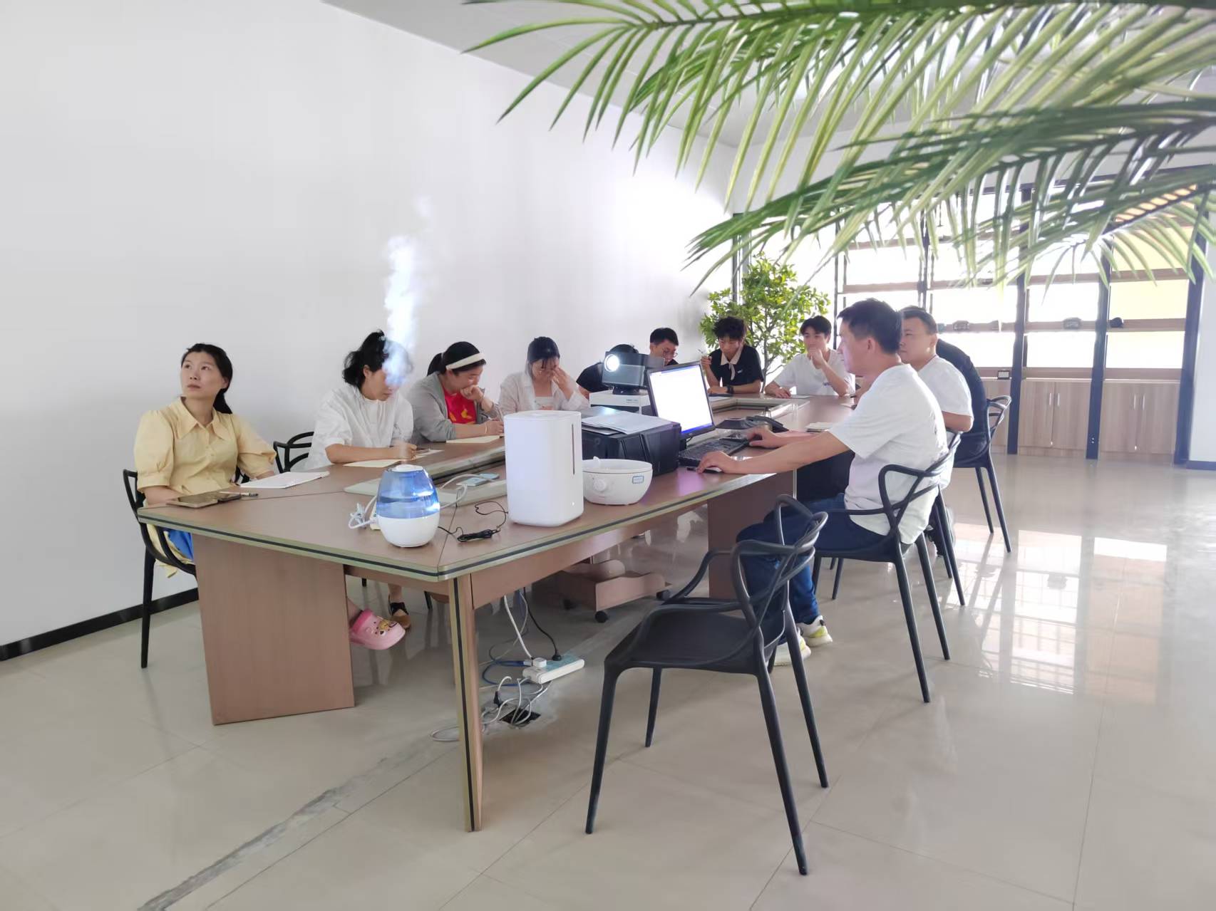 Сесија за обука за знаење за овлажнител